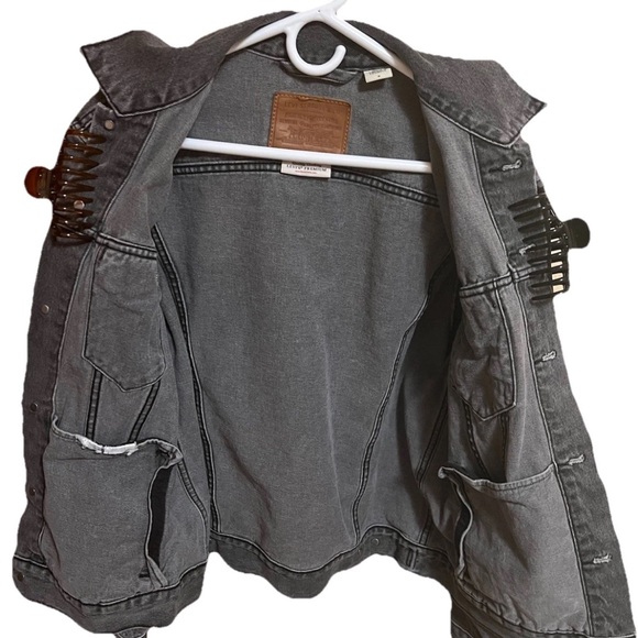 Levi’s Premium Men’s Trucker Jacket – Washed Black Denim Big E Size M EXC - Picture 3 of 13